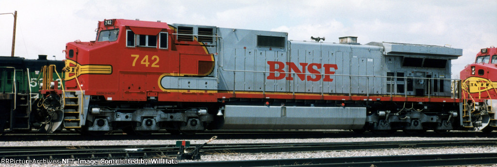 BNSF C44-9W 742